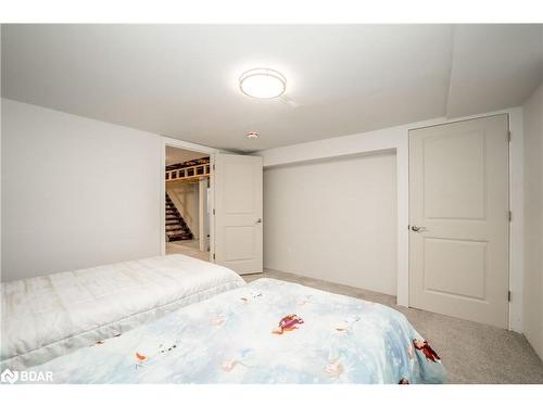 588300 County Road 17, Mulmur, ON - Indoor Photo Showing Bedroom