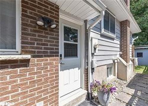 B-65 Springdale Drive, Barrie, ON - Outdoor