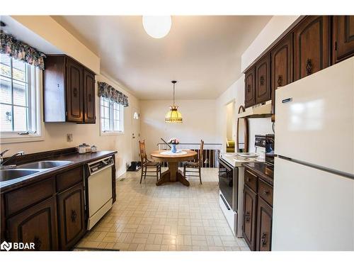 279 Cook Street, Barrie, ON - Indoor Photo Showing Kitchen With Double Sink