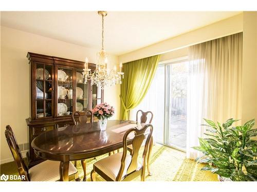 279 Cook Street, Barrie, ON - Indoor Photo Showing Dining Room