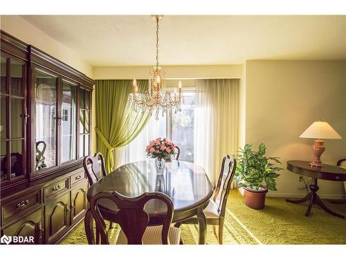 279 Cook Street, Barrie, ON - Indoor Photo Showing Dining Room