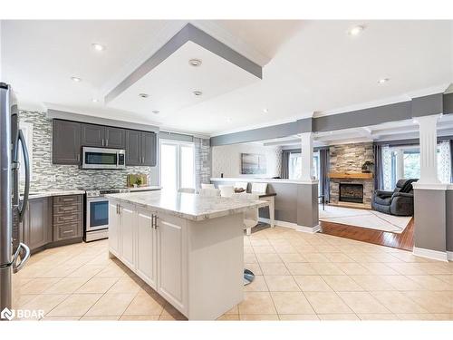 35 Princess Point Drive, Wasaga Beach, ON - Indoor Photo Showing Kitchen With Stainless Steel Kitchen With Upgraded Kitchen