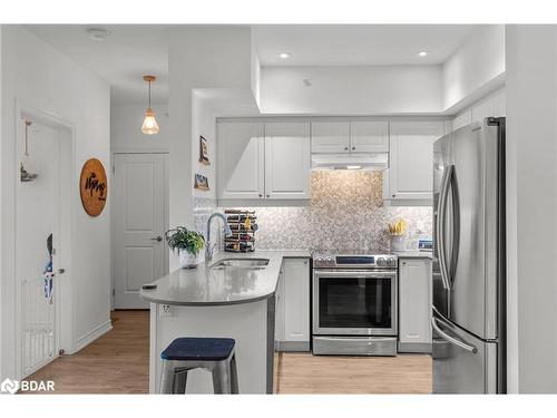 205-5 Greenwich Street, Barrie, ON - Indoor Photo Showing Kitchen With Stainless Steel Kitchen With Upgraded Kitchen