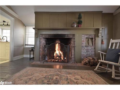 3418 Penetanguishene Road, Oro-Medonte, ON - Indoor Photo Showing Living Room With Fireplace