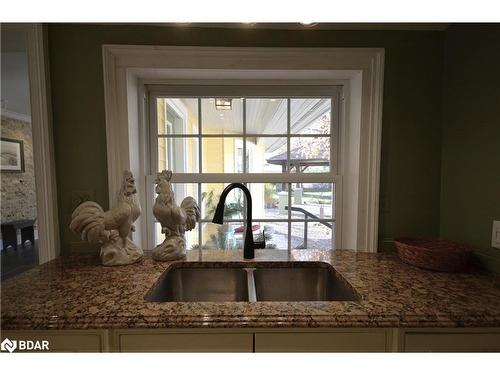 3418 Penetanguishene Road, Oro-Medonte, ON - Indoor Photo Showing Kitchen With Double Sink