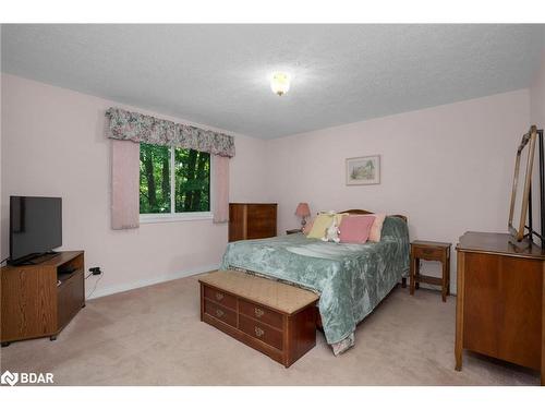 9-90 Thompsons Road, Penetanguishene, ON - Indoor Photo Showing Bedroom