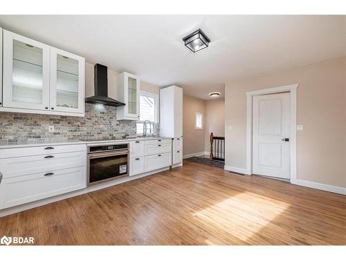 89 Douglas Street, Orillia, ON - Indoor Photo Showing Kitchen