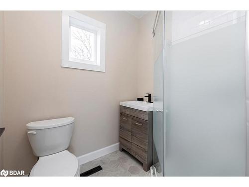 89 Douglas Street, Orillia, ON - Indoor Photo Showing Bathroom