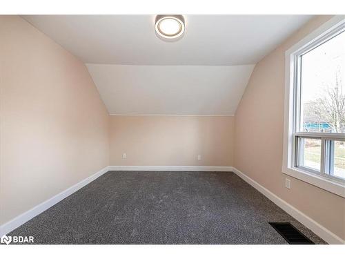 89 Douglas Street, Orillia, ON - Indoor Photo Showing Other Room