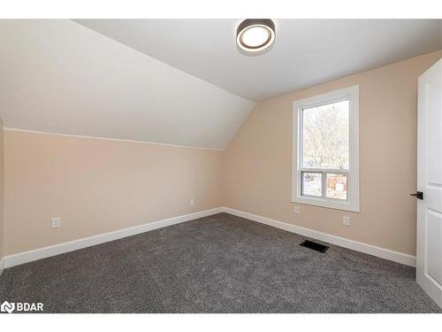 89 Douglas Street, Orillia, ON - Indoor Photo Showing Other Room