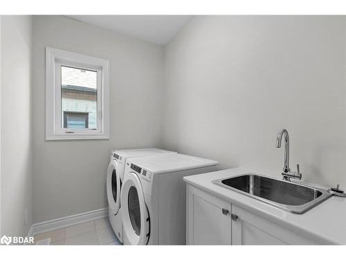 109 Bearberry Road, Springwater, ON - Indoor Photo Showing Laundry Room