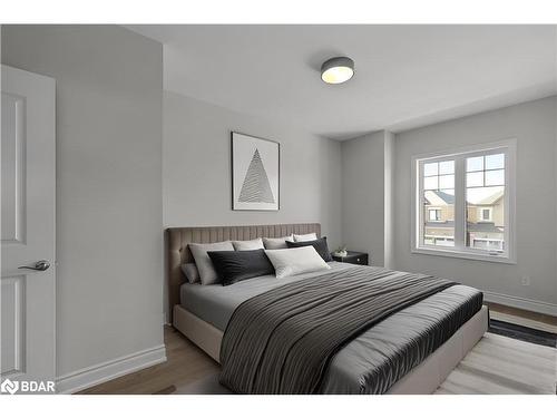 109 Bearberry Road, Springwater, ON - Indoor Photo Showing Bedroom