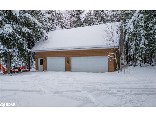 1208 Minnow Drive, Haliburton, ON - Outdoor