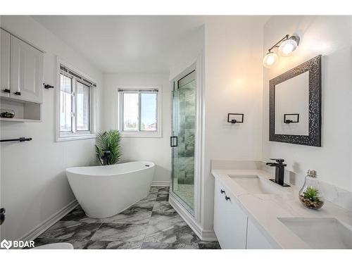 61 Carley Crescent, Barrie, ON - Indoor Photo Showing Bathroom