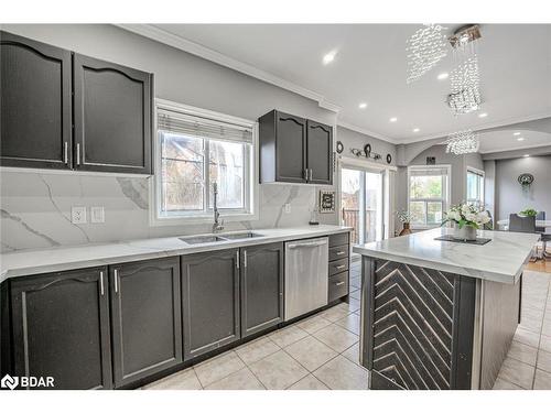 61 Carley Crescent, Barrie, ON - Indoor Photo Showing Kitchen With Double Sink