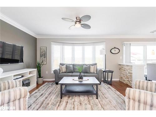 66 John W Taylor Avenue, Alliston, ON - Indoor Photo Showing Living Room