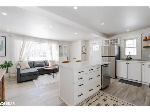 3123 Goldstein Road, Washago, ON - Indoor Photo Showing Kitchen