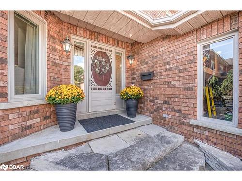 22 Thackeray Crescent, Barrie, ON - Outdoor With Exterior