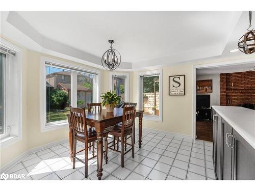 22 Thackeray Crescent, Barrie, ON - Indoor Photo Showing Dining Room