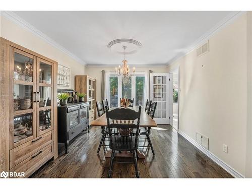 22 Thackeray Crescent, Barrie, ON - Indoor Photo Showing Dining Room