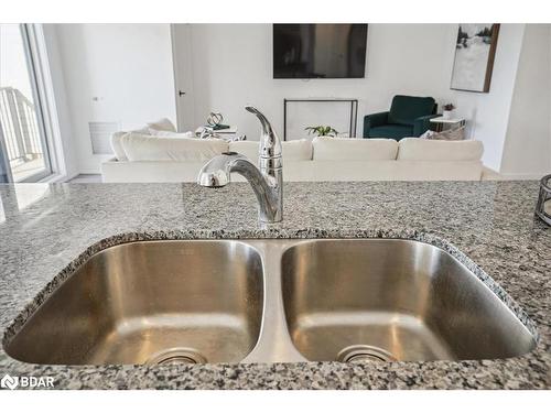 402-8 Culinary Lane, Barrie, ON - Indoor Photo Showing Kitchen With Double Sink