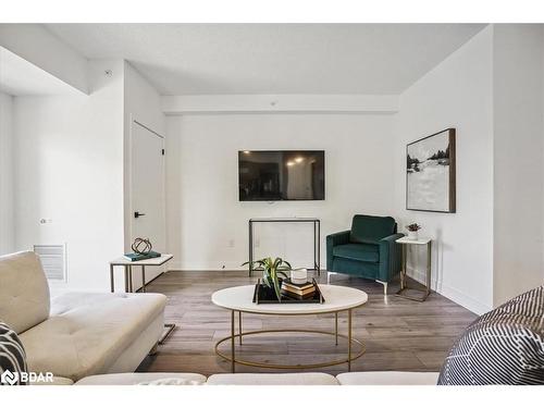 402-8 Culinary Lane, Barrie, ON - Indoor Photo Showing Living Room