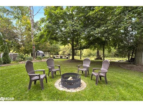 39 Elizabeth Street W, Creemore, ON - Outdoor With Backyard