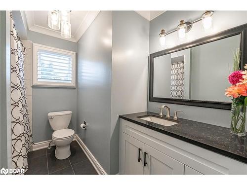 26 Riverside Drive, Mono, ON - Indoor Photo Showing Bathroom