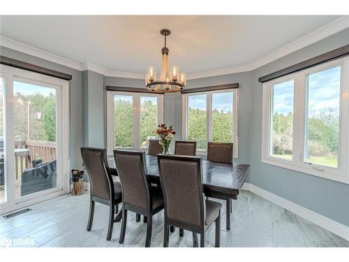 26 Riverside Drive, Mono, ON - Indoor Photo Showing Dining Room