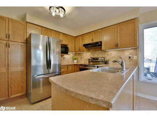 1321 Vincent Crescent, Innisfil, ON - Indoor Photo Showing Kitchen With Double Sink