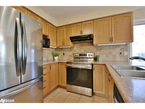 1321 Vincent Crescent, Innisfil, ON - Indoor Photo Showing Kitchen With Double Sink