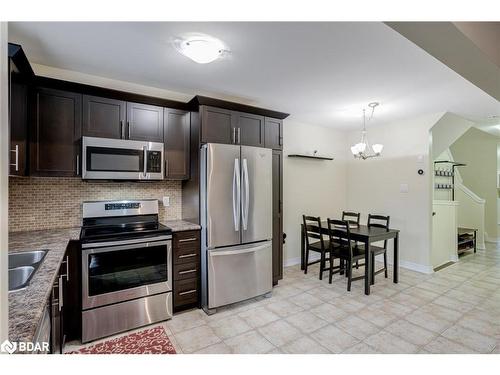 6-10 Pumpkin Pass, Binbrook, ON - Indoor Photo Showing Kitchen With Stainless Steel Kitchen With Double Sink