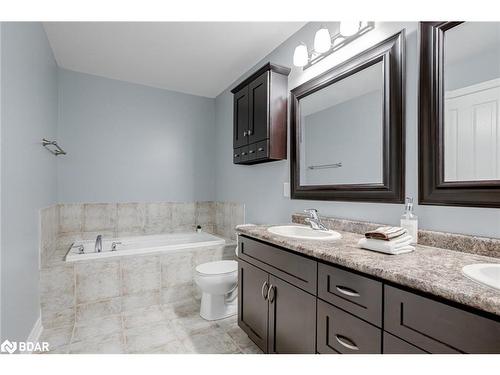 6-10 Pumpkin Pass, Binbrook, ON - Indoor Photo Showing Bathroom