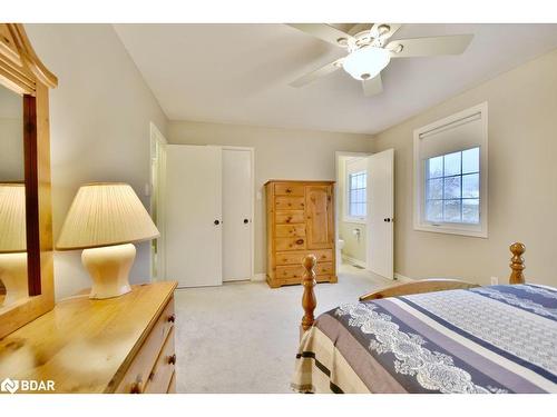 23 Debra Crescent, Barrie, ON - Indoor Photo Showing Bedroom