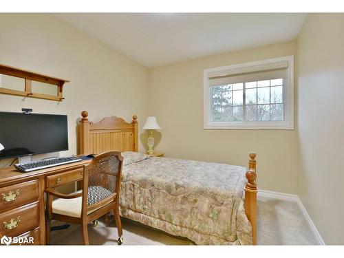 23 Debra Crescent, Barrie, ON - Indoor Photo Showing Bedroom