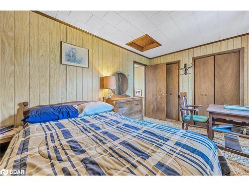 769 Woodland Drive, Oro-Medonte, ON - Indoor Photo Showing Bedroom