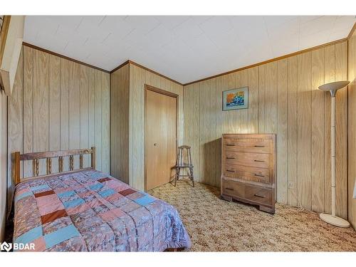 769 Woodland Drive, Oro-Medonte, ON - Indoor Photo Showing Bedroom