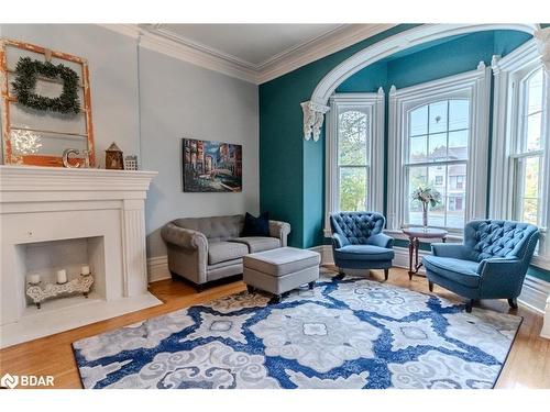 72 High Street, Barrie, ON - Indoor Photo Showing Living Room With Fireplace