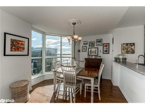 711-150 Dunlop Street E, Barrie, ON - Indoor Photo Showing Dining Room