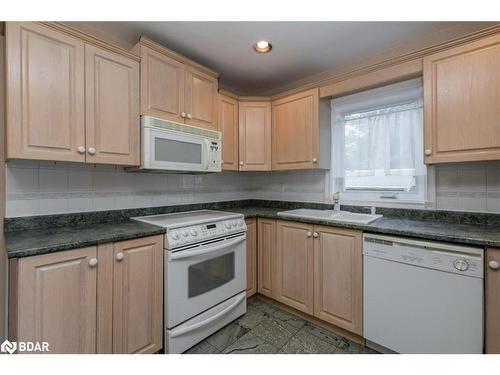 57 Lake Avenue, Ramara, ON - Indoor Photo Showing Kitchen