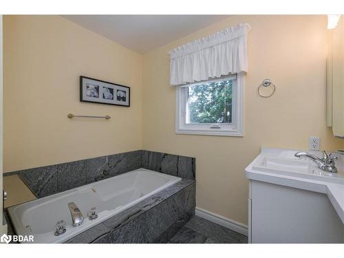 57 Lake Avenue, Ramara, ON - Indoor Photo Showing Bathroom