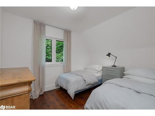 8930 County 9, Dunedin, ON - Indoor Photo Showing Bedroom