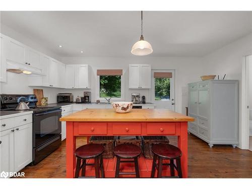 8930 County 9, Dunedin, ON - Indoor Photo Showing Kitchen