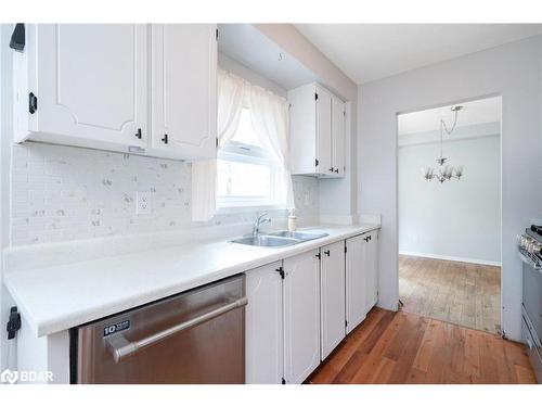 22 Stephensen Court, Brampton, ON - Indoor Photo Showing Kitchen With Double Sink