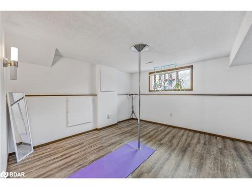 133 Gunn Street, Barrie, ON - Indoor Photo Showing Other Room