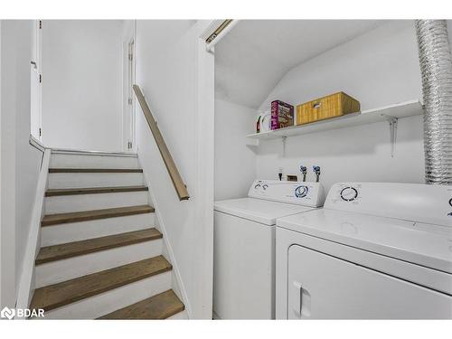 133 Gunn Street, Barrie, ON - Indoor Photo Showing Laundry Room