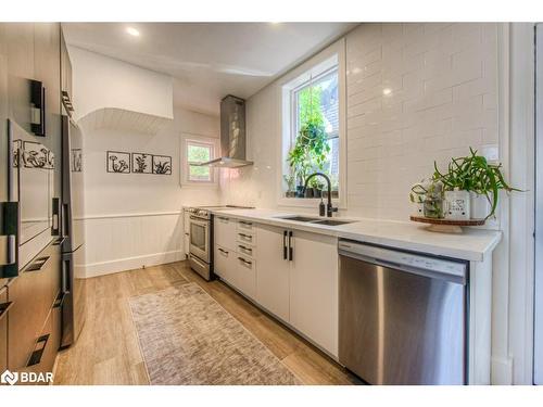 344 Emerald Street N, Hamilton, ON - Indoor Photo Showing Kitchen With Double Sink