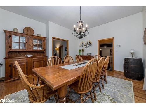 1048 Fern Road, Innisfil, ON - Indoor Photo Showing Dining Room