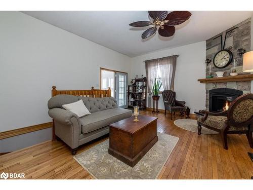 1048 Fern Road, Innisfil, ON - Indoor Photo Showing Living Room With Fireplace