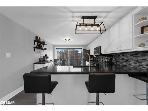 94 Butternut Drive, Barrie, ON - Indoor Photo Showing Kitchen